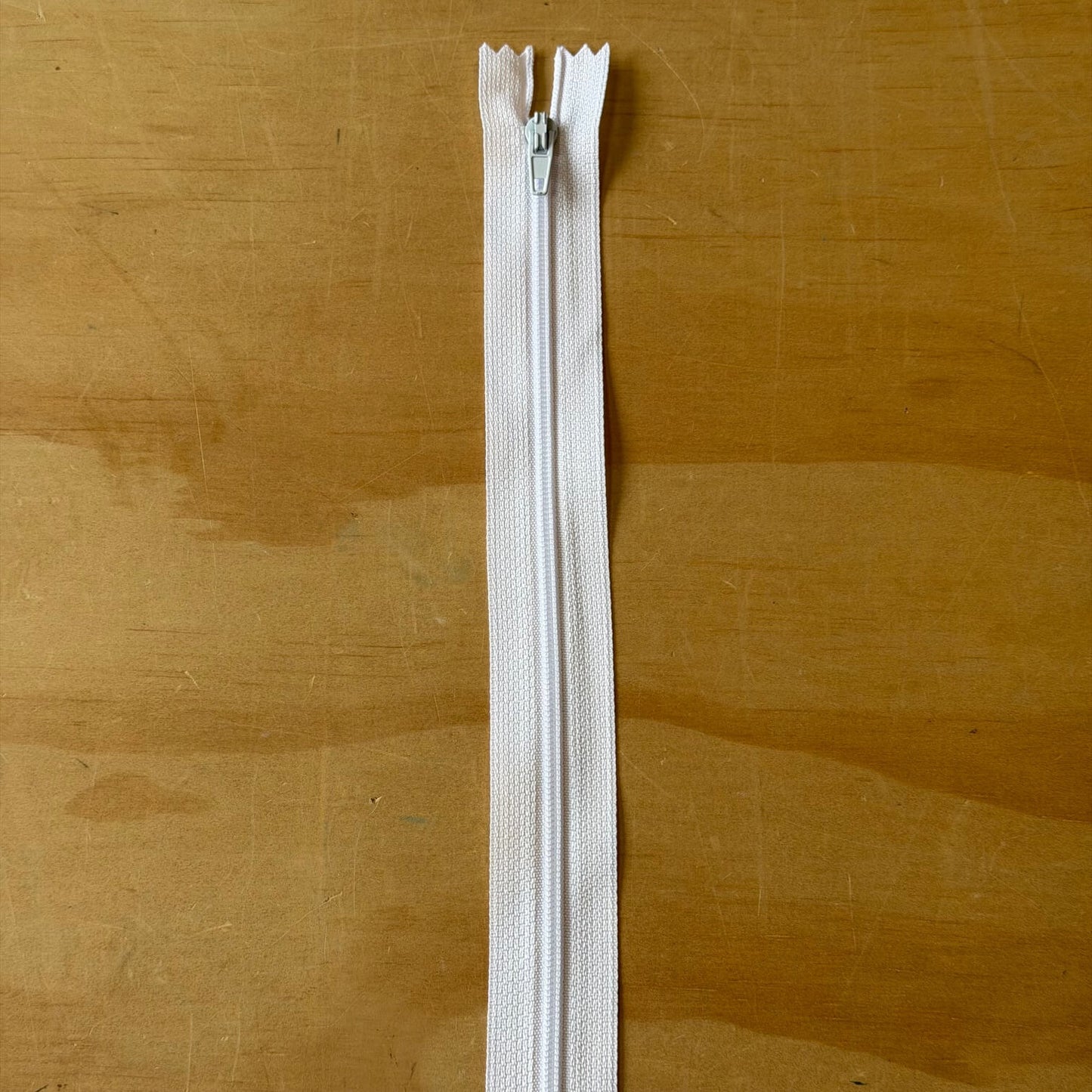 white 55cm dress zip