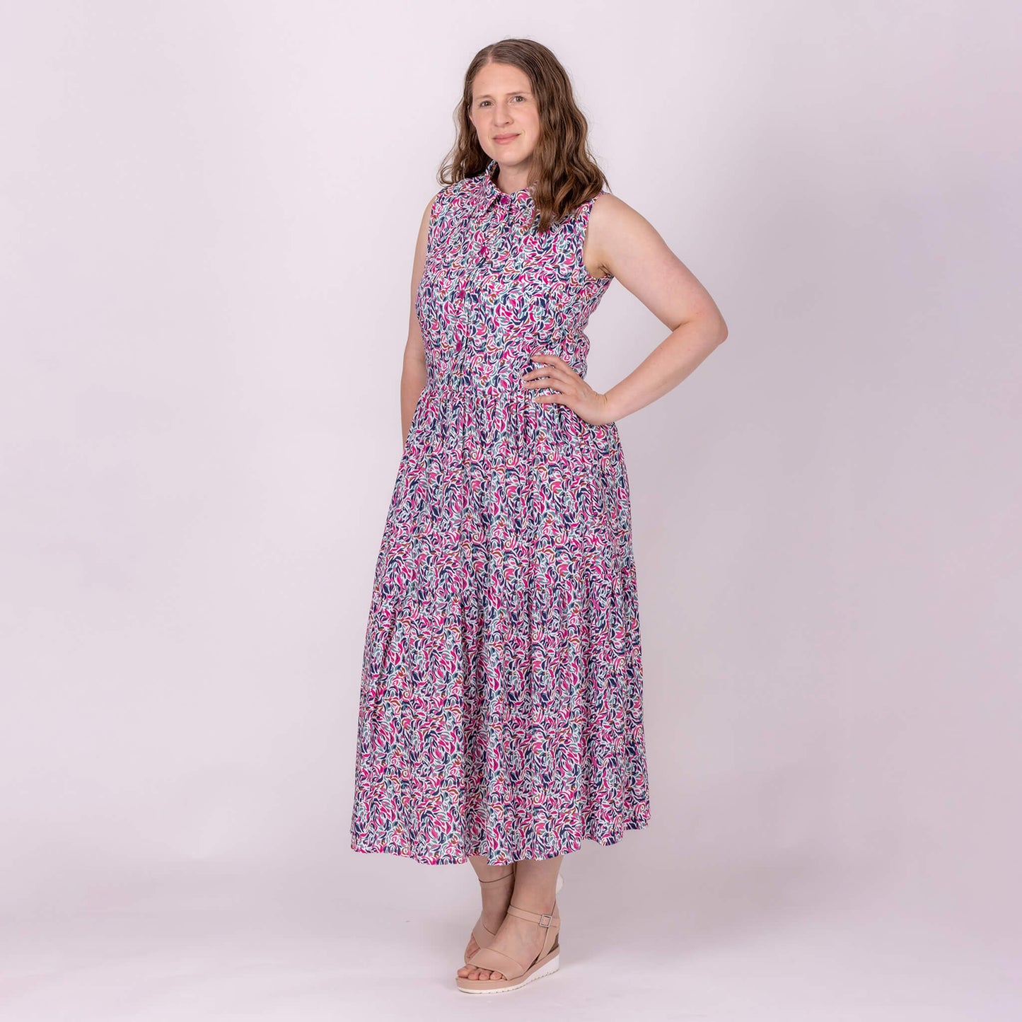 sleeveless midi shirt dress in pink print