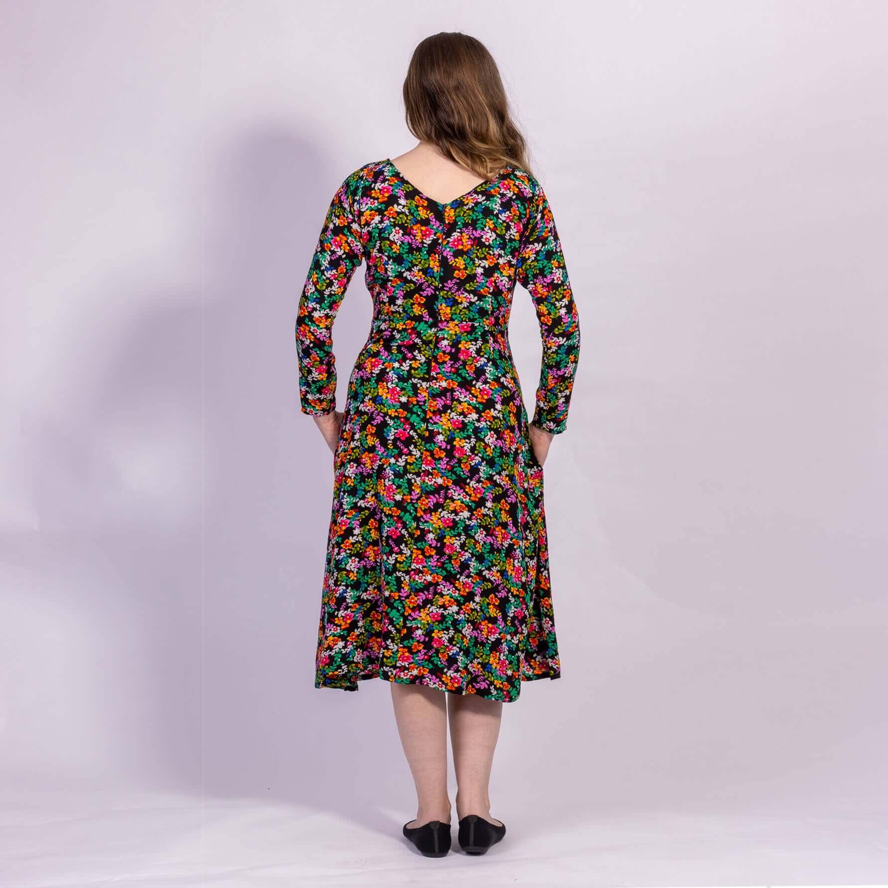 ladies floral dress with pockets